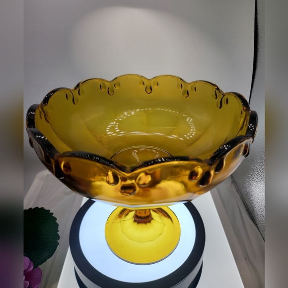 Vintage Amber Indiana Glass Teadrop Pedestal Bowl - Picture 4 of 5